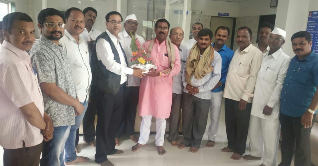 मुळशी पत्रकार संघाच्या अध्यक्षपदी रमेश ससार यांची फेरनिवड, तर कार्याध्यक्षपदी प्रदीप पाटील बिनविरोध मुळशी पत्रकार संघाच्या अध्यक्षपदी रमेश ससार यांची फेरनिवड, तर कार्याध्यक्षपदी प्रदीप पाटील बिनविरोध
