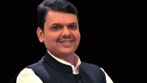 कसब्यातील तीनही इच्छुकांच्या मंडळात 'देवेंद्र' दर्शन का? कसब्यातील तीनही इच्छुकांच्या मंडळात 'देवेंद्र' दर्शन का?