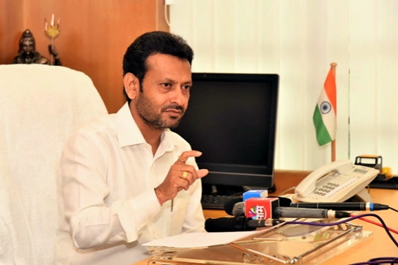 शिरपूर दुर्घटनेची कामगार आयुक्तांकडून चौकशी करणार – कामगारमंत्री डॉ. संजय कुटे यांची घोषणा