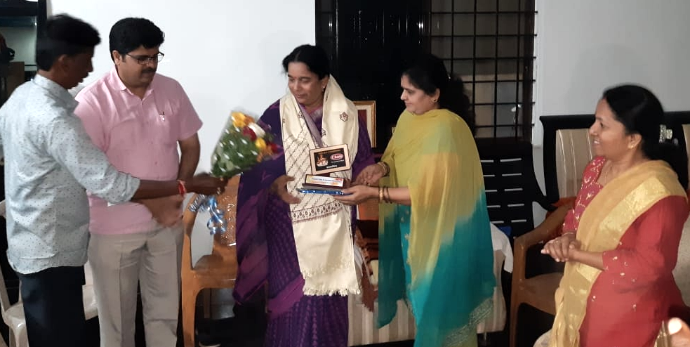 महाराष्ट्रातील आगामी सरकार कर्नाटक-महाराष्ट्र सीमाप्रश्न नक्कीच सोडवेल: उज्ज्वलाताई संभाजी पाटील