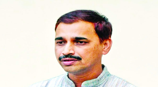 देश विवेकावर नाही, तर मास हिस्टेरियावर चालला आहे