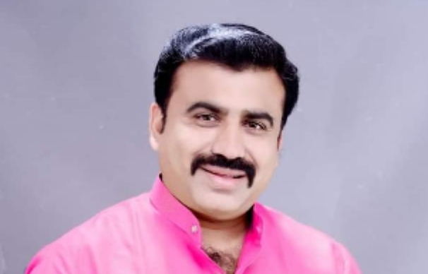 हिंमत असेल तर गेल्या तीस वर्षातील कामांची चौकशी करा | नगरसेवक संदीप वाघेरे यांचे खुले आव्हान हिंमत असेल तर गेल्या तीस वर्षातील कामांची चौकशी करा | नगरसेवक संदीप वाघेरे यांचे खुले आव्हान