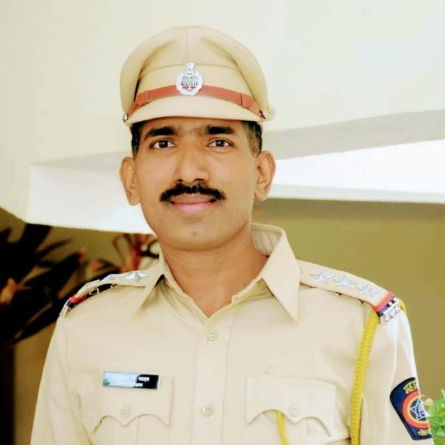 महीला-मुलींनो कुणी त्रास देत असेल तर निर्भयपणे पुढे या! पोलिस तुमच्या पाठीशी, तुमचे नाव गोपनीय ठेवले जाईल!
