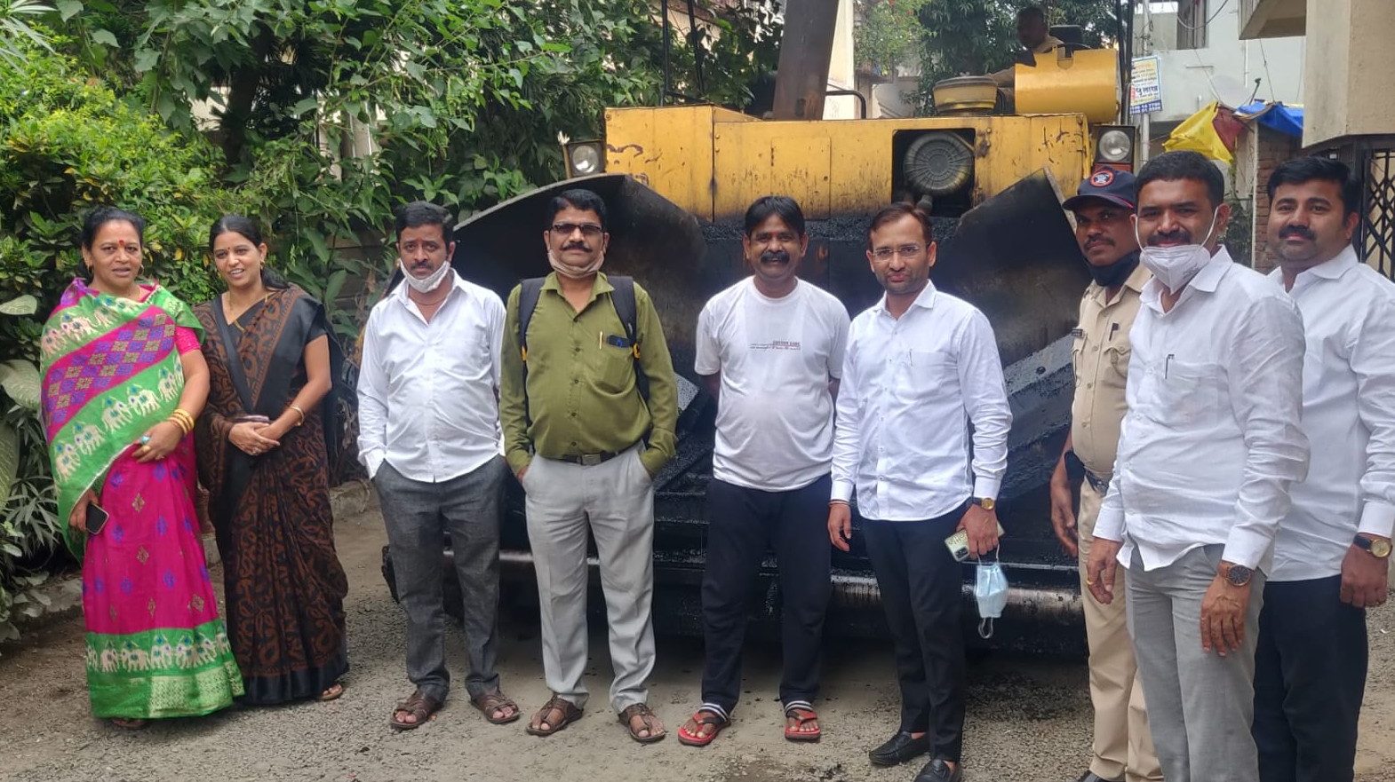 Kalewadi News : काळेवाडीत रस्त्याच्या डांबरीकरणास सुरूवात