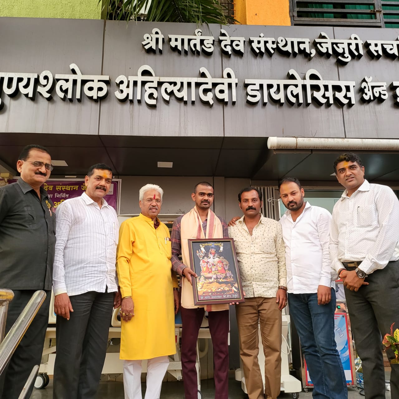 मुलाची वडिलांना आगळ्या-वेगळ्या प्रकारे श्रद्धांजली