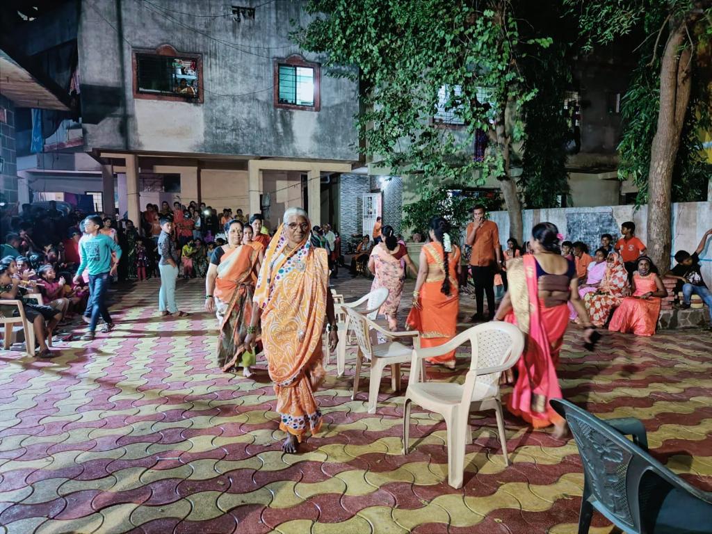 अनंतनगरमध्ये गरबा, भोंडला व नृत्य स्पर्धा उत्साहात
