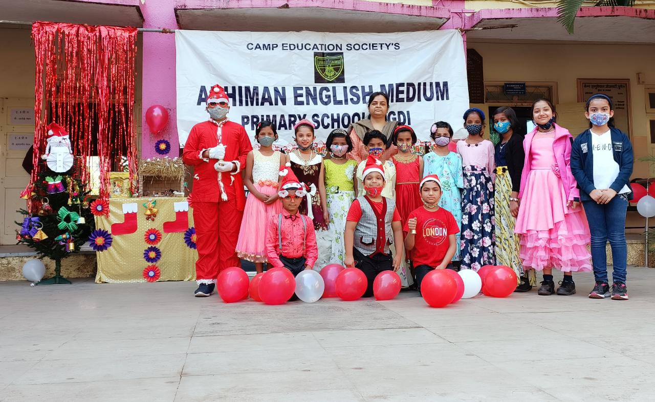 अभिमान प्रायमरीमध्ये नाताळ सणाचा उत्साह