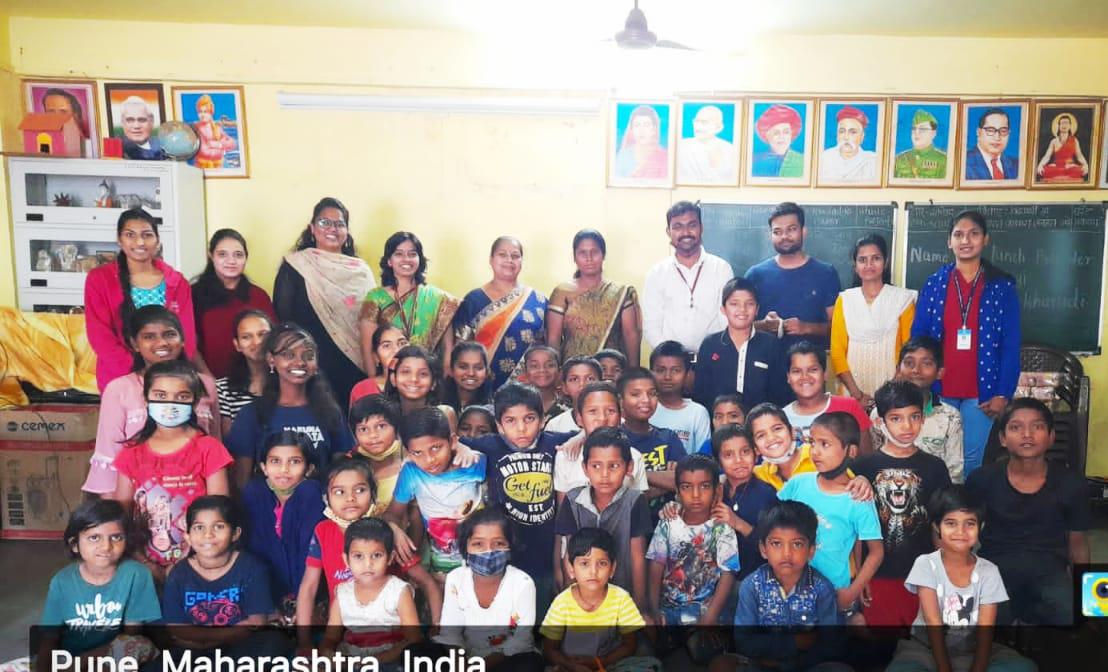 मानसशास्त्र विभागाची अनाथ आश्रमाला भेट