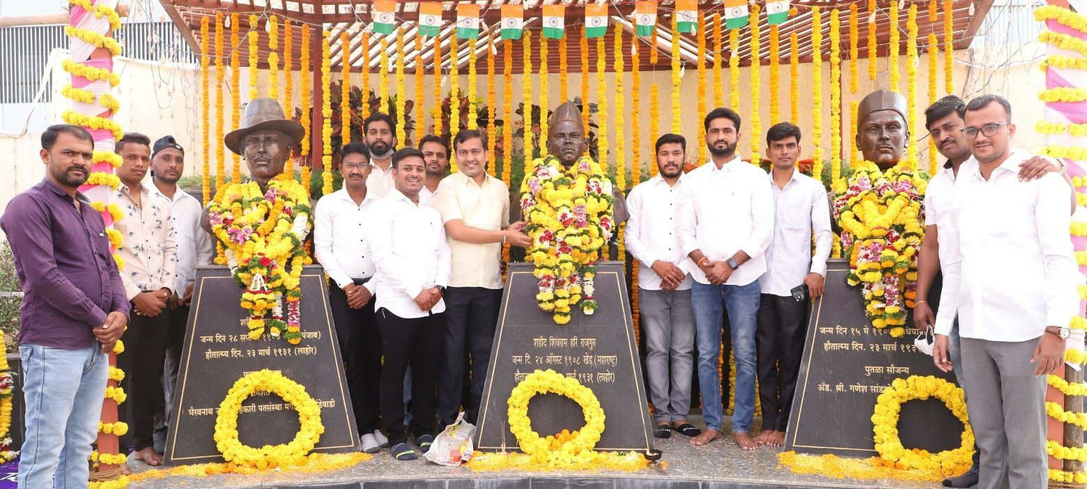 शहरातील विद्यालयात स्वातंत्र्य लढ्याच्या इतिहासाचे वर्ग सुरु करणार : चंद्रशेखर जाधव