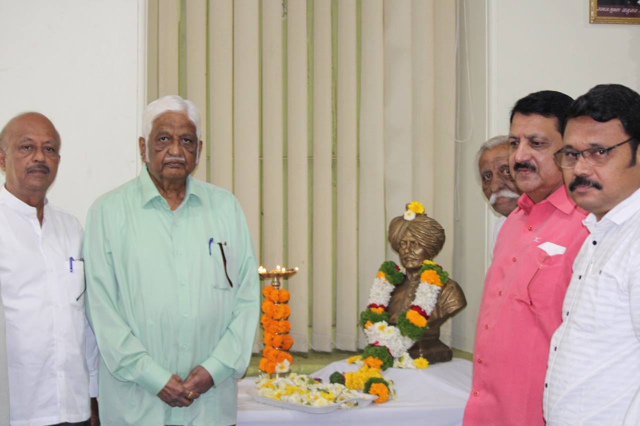 समाजभूषण अप्पासाहेब जेधे यांच्या दूरदृष्टीमुळे बहुजनांना शिक्षणाची दारे उघडली – प्रा. जयप्रकाश जगताप