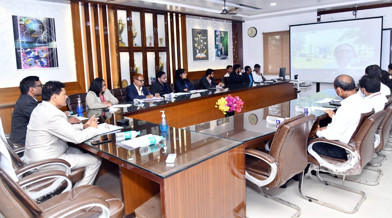 एस. एम. जोशी कॉलेजमध्ये रसायनशास्त्र विषयाची आंतरराष्ट्रीय परिषद संपन्न