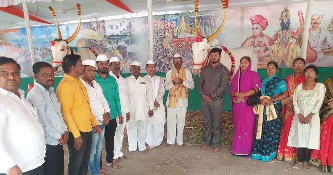 पिंपळे सौदागर ग्रामस्थांतर्फे शेडगे परिवाराचे अभिनंदन