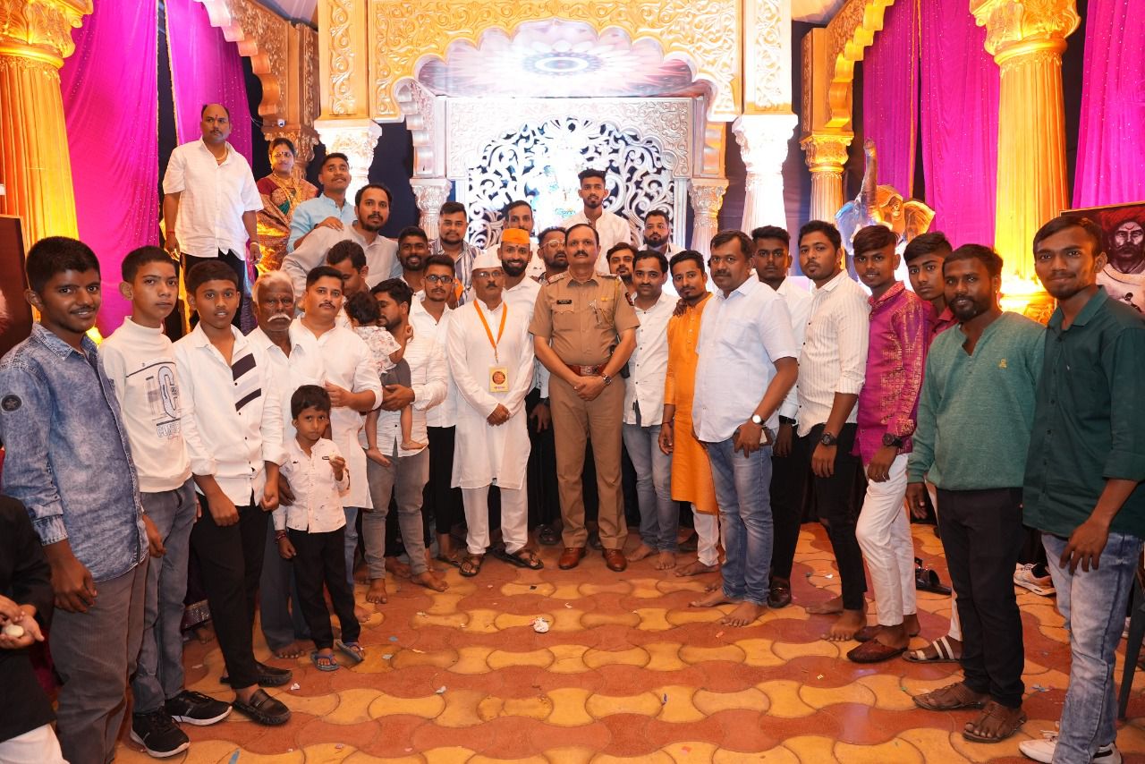 PIMPLE GURAV : अनंतनगर तरुण मित्र मंडळाच्या गणेशमूर्तीची प्रतिष्ठापना