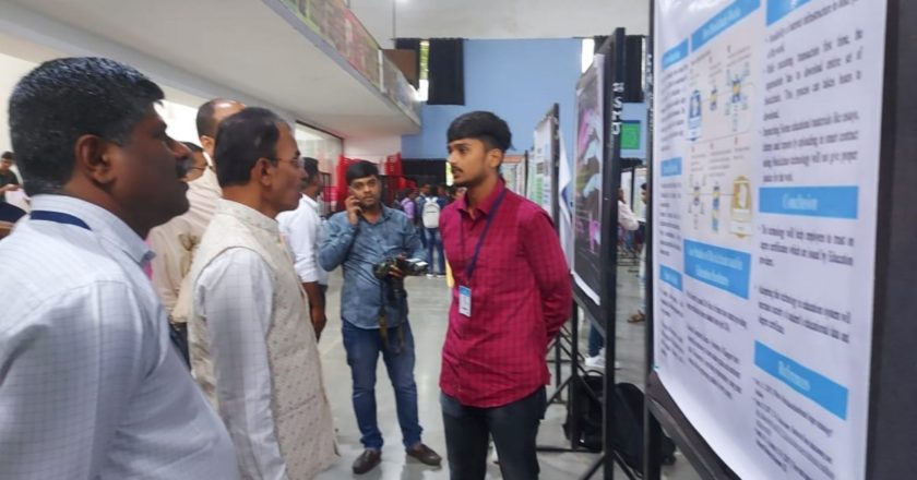 एस. एम. जोशी कॉलेजमध्ये आविष्कार संशोधन प्रकल्प स्पर्धांचे आयोजन 