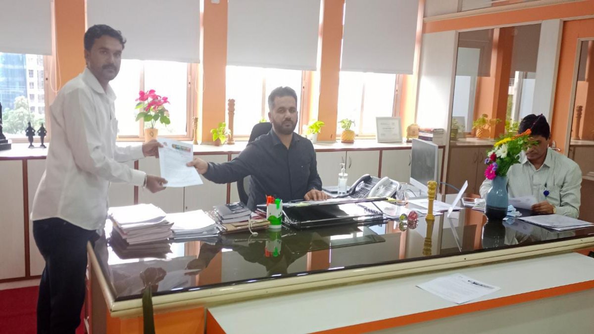 क्रिडा प्रबोधनी माध्यमिक विद्यालयामध्ये सेमी इंग्लिश वर्ग चालू करा - विशाल वाळुंजकर क्रिडा प्रबोधनी माध्यमिक विद्यालयामध्ये सेमी इंग्लिश वर्ग चालू करा - विशाल वाळुंजकर