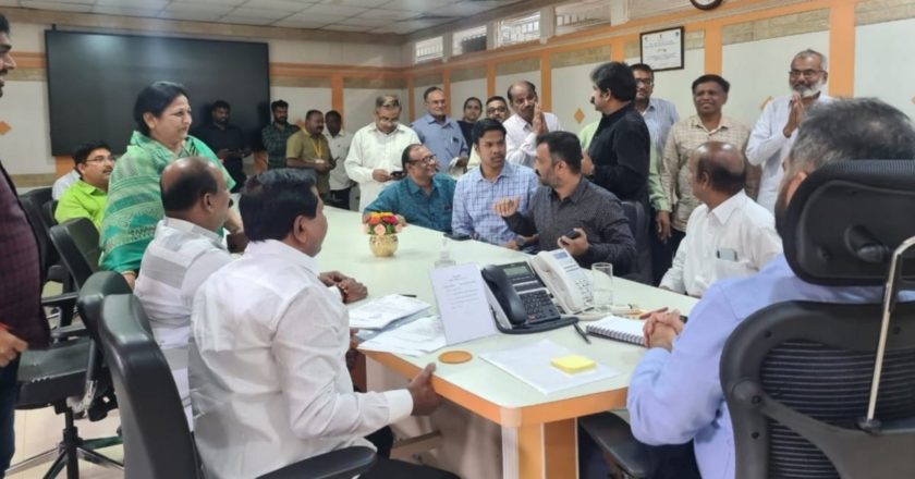 आकुर्डीतील कचरा संकलन केंद्र स्थलांतरित करून नागरिकांच्या समस्या सोडवाव्यात : आ. आण्णा बनसोडे