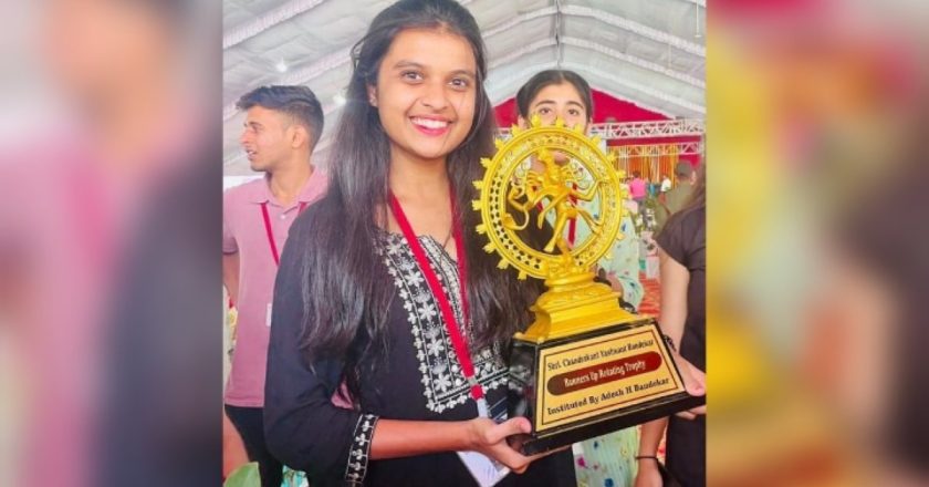 राज्यस्तरीय युवक महोत्सव स्पर्धेत एस. एम. जोशी महाविद्यालयातील ऋतुजा भाडळे प्रथम