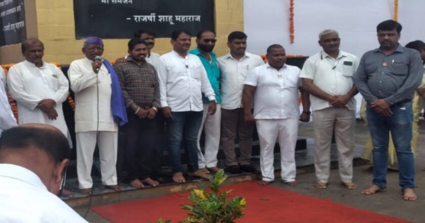 संविधान लागू झाल्यापासून सत्तेत व प्रशासनात हिंदूच असताना कसले हिंदू राष्ट्र अपेक्षित आहे – प्रा. बी. बी. शिंदे 