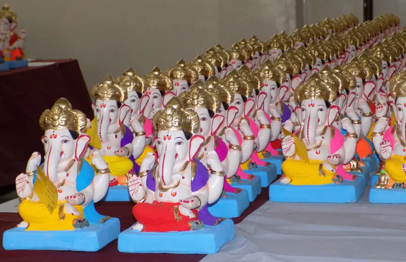 गणेशमूर्ती परवानगीच्या भूई भाड्यात महापालिकेने केली सहापट वाढ गणेशमूर्ती परवानगीच्या भूई भाड्यात महापालिकेने केली सहापट वाढ