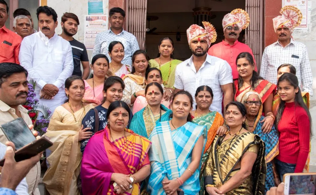भाजप शहराध्यक्ष, महाराष्ट्र केसरी व महापालिका कामगार महासंघातील निवडीबद्दल रहाटणीतील सुपुत्रांचा ग्रामस्थांतर्फे सत्कार
