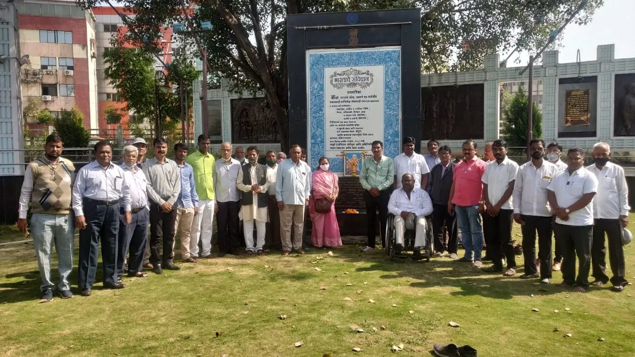 गाडगेबाबा म्हणजे एक चालती-बोलती पाठशाळा होते गाडगेबाबा म्हणजे एक चालती-बोलती पाठशाळा होते