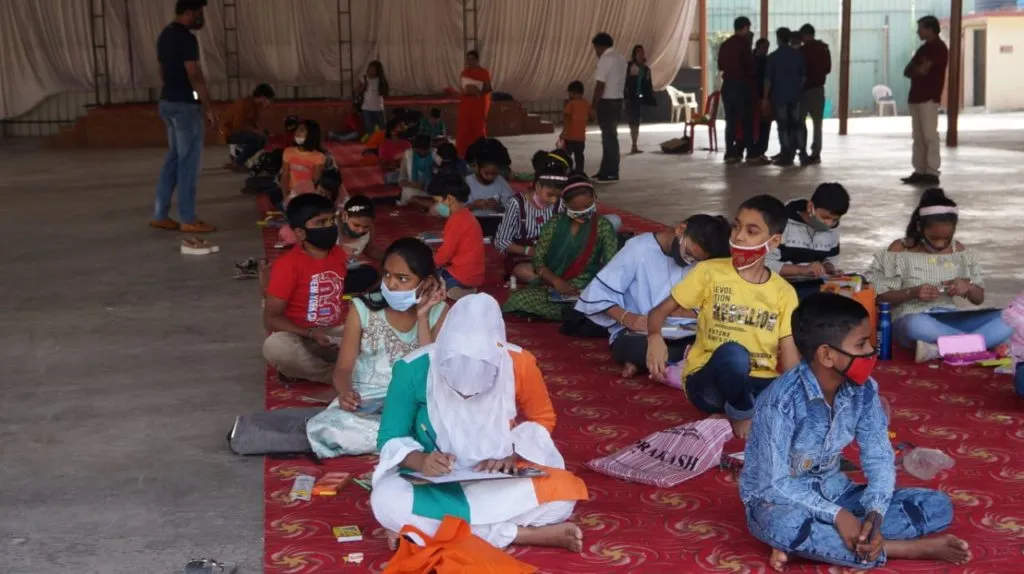 प्रजासत्ताक दिनानिमित्त काळेवाडी रेसिडेंट वेलफेअर असोसिएशन तर्फे चित्रकला स्पर्धा | ५२० विद्यार्थ्यांचा सहभाग