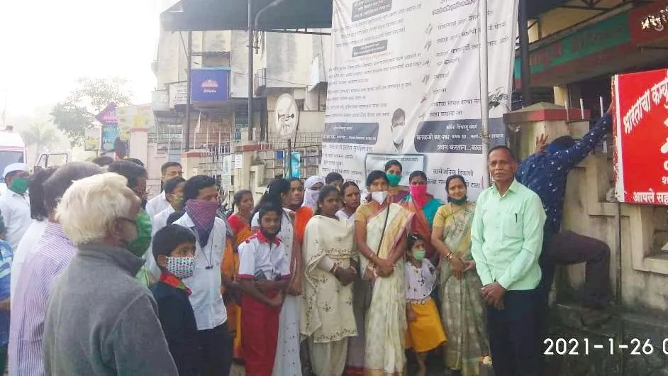 मार्क्सवादी कम्युनिस्ट पक्षातर्फे आकुर्डीत ध्वजारोहण मार्क्सवादी कम्युनिस्ट पक्षातर्फे आकुर्डीत ध्वजारोहण