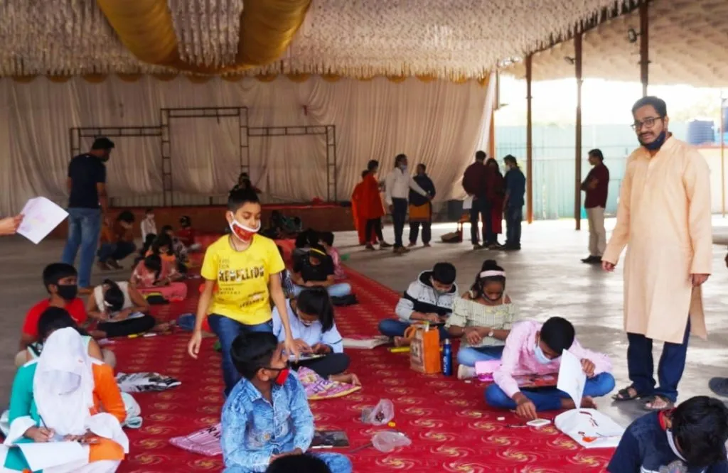 प्रजासत्ताक दिनानिमित्त काळेवाडी रेसिडेंट वेलफेअर असोसिएशन तर्फे चित्रकला स्पर्धा | ५२० विद्यार्थ्यांचा सहभाग