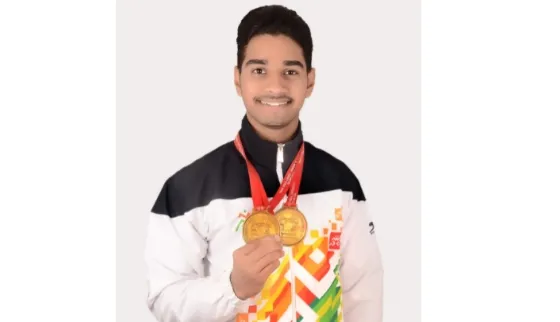 राष्ट्रीय किकबॉक्सिंग स्पर्धेत आदित्य बुक्की याची दोन सुवर्ण पदकांची कमाई राष्ट्रीय किकबॉक्सिंग स्पर्धेत आदित्य बुक्की याची दोन सुवर्ण पदकांची कमाई