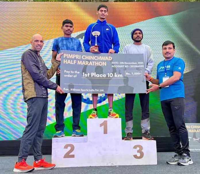 पिंपरी चिंचवड हाफ मॅरेथॉनमध्ये शर्मिला, मनोज, गौरी, सुनिल यांना प्रथम क्रमांक