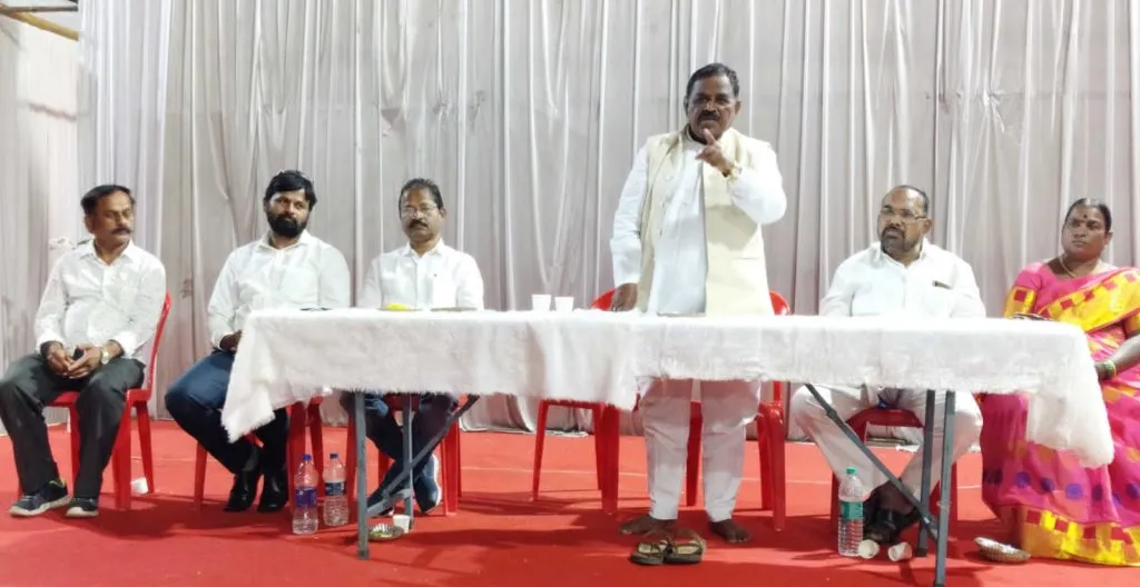 आरक्षण पुन्हा मिळविण्यासाठी ओबीसींचे संघटन उभे करु या - वसंत लोंढे आरक्षण पुन्हा मिळविण्यासाठी ओबीसींचे संघटन उभे करु या - वसंत लोंढे