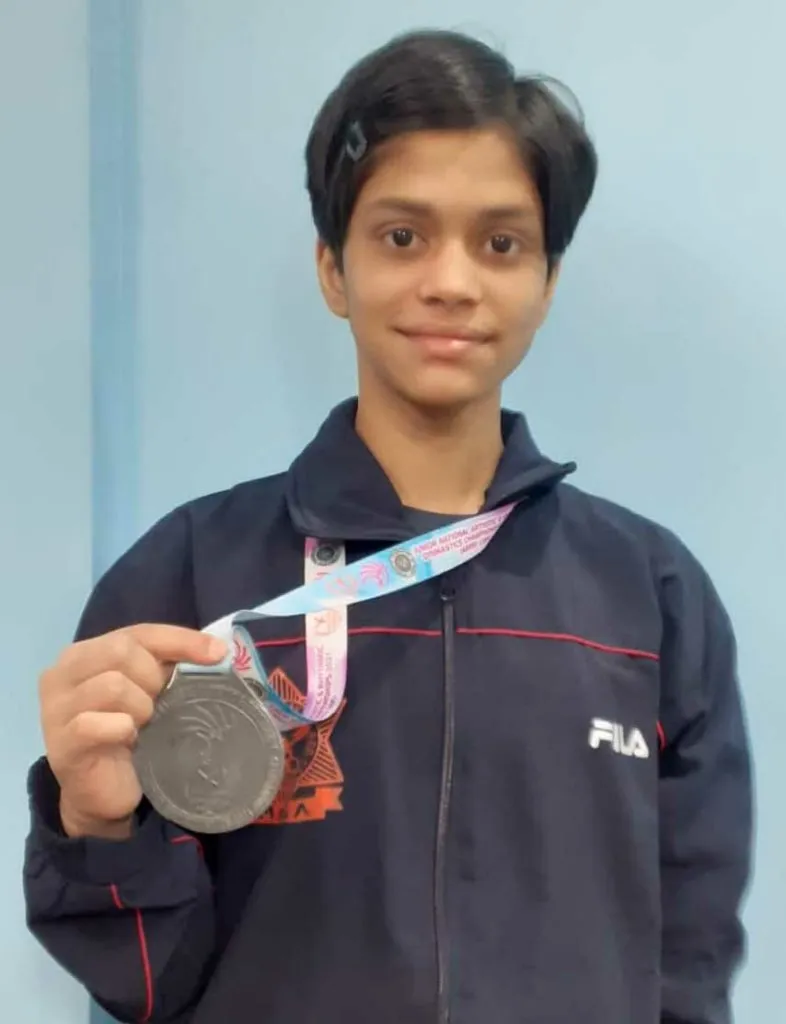 महाराष्ट्र महिला संघाला आर्टिस्टिक जिम्नॅस्टिक कनिष्ट राष्ट्रीय स्पर्धेत उपविजेतेपद महाराष्ट्र महिला संघाला आर्टिस्टिक जिम्नॅस्टिक कनिष्ट राष्ट्रीय स्पर्धेत उपविजेतेपद