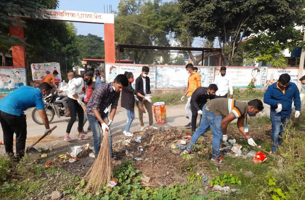एस. एम. जोशी महाविद्यालयात संत गाडगेबाबा पुण्यतिथी साजरी