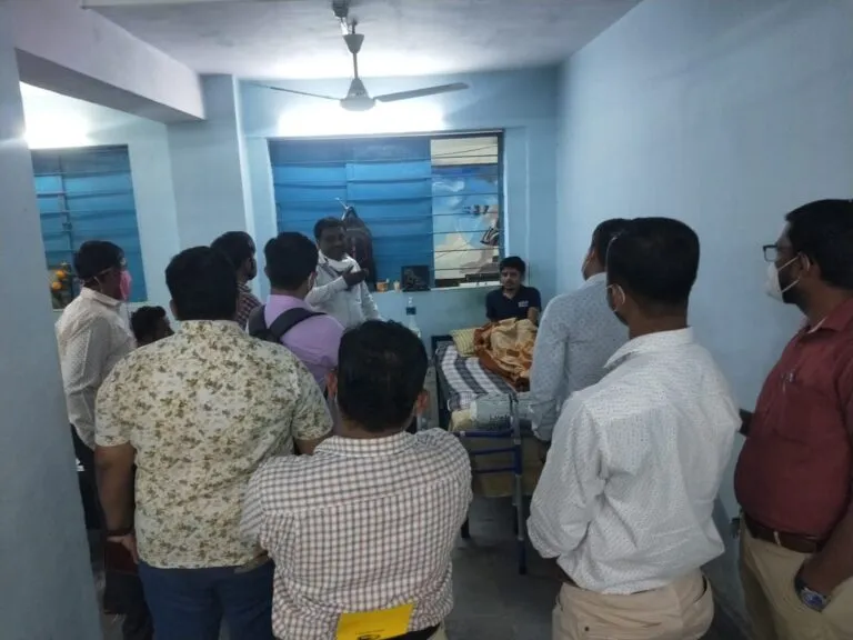 पत्रकार दिनानिमित्त ‘महाराष्ट्र प्रेस क्लब’तर्फे निराधारांना अन्नधान्य वाटप पत्रकार दिनानिमित्त ‘महाराष्ट्र प्रेस क्लब’तर्फे निराधारांना अन्नधान्य वाटप