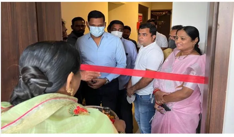 उन्नतिच्या माध्यमातून सोसायटीतील नागरिकांच्या समस्या सोडविण्यावर माझा भर – कुंदा भिसे उन्नतिच्या माध्यमातून सोसायटीतील नागरिकांच्या समस्या सोडविण्यावर माझा भर – कुंदा भिसे