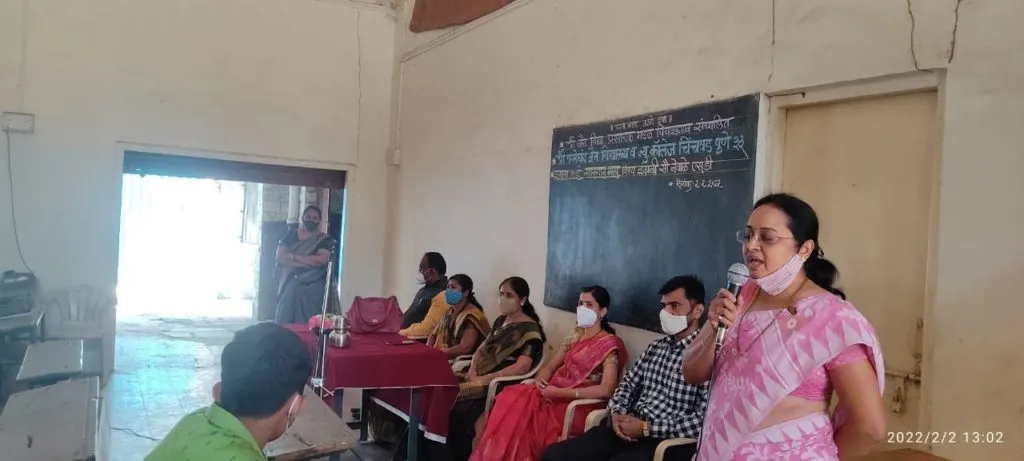 श्री फत्तेचंद जैन विद्यालय व जुनिअर कॉलेजमध्ये दहावीच्या विद्यार्थ्यांना तज्ज्ञांकडून मार्गदर्शन