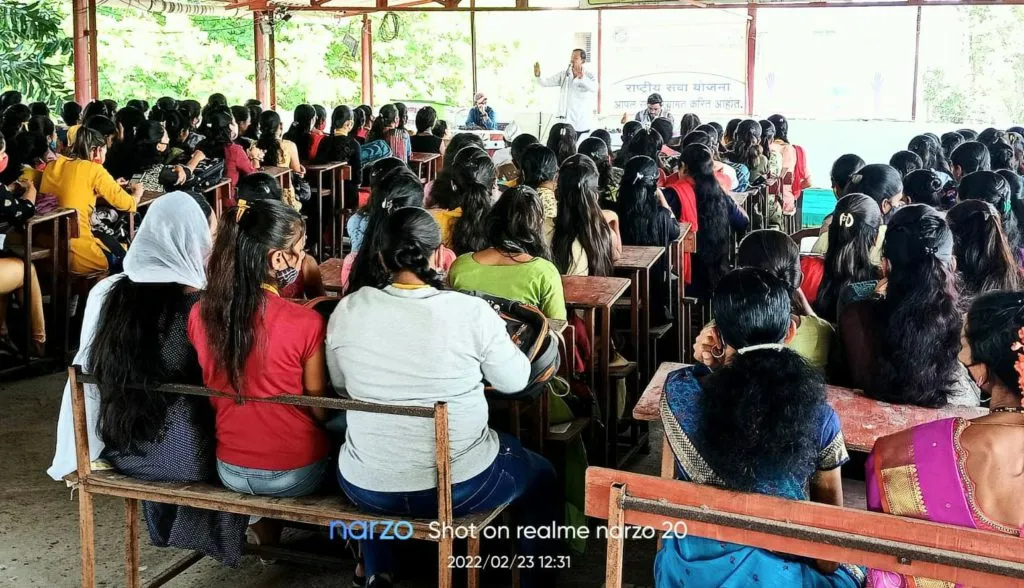 वैज्ञानिक दृष्टिकोन जोपासणे प्रत्येक नागरिकाचे कर्तव्य - राजेंद्र कोळी वैज्ञानिक दृष्टिकोन जोपासणे प्रत्येक नागरिकाचे कर्तव्य - राजेंद्र कोळी