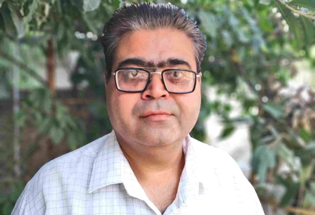 वीज बिलात तोडपाणी करत महावितरण अधिकाऱ्यांचा लाखोंचा भ्रष्टाचार | माहिती अधिकार कार्यकर्त्यांने उघड केला धक्कादायक प्रकार वीज बिलात तोडपाणी करत महावितरण अधिकाऱ्यांचा लाखोंचा भ्रष्टाचार | माहिती अधिकार कार्यकर्त्यांने उघड केला धक्कादायक प्रकार