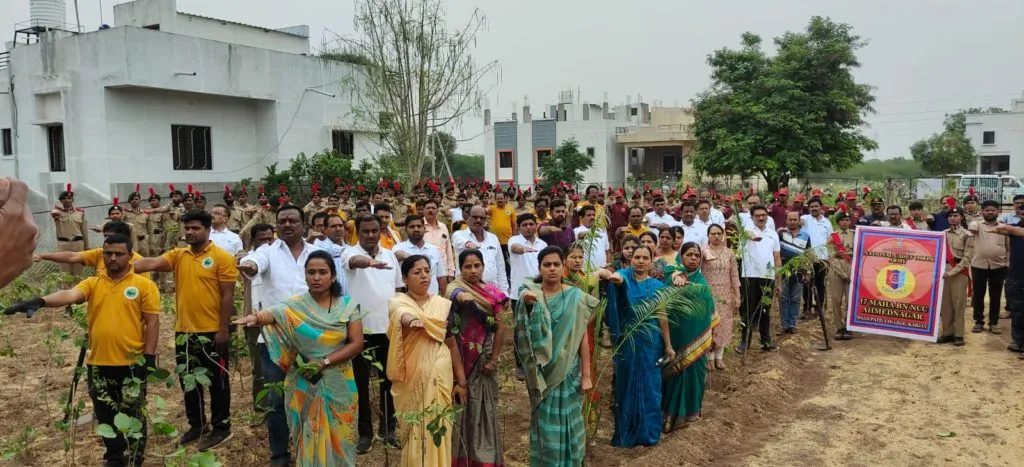 पर्यावरण संवर्धन ही काळाची गरज असून भविष्यात पर्यावरण वाचेल तेव्हाच आपण सुखरूप जगू - प्रांताधिकारी डॉ. अजित थोरबोले पर्यावरण संवर्धन ही काळाची गरज असून भविष्यात पर्यावरण वाचेल तेव्हाच आपण सुखरूप जगू - प्रांताधिकारी डॉ. अजित थोरबोले