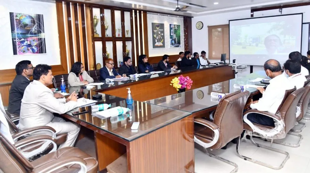 एस. एम. जोशी कॉलेजमध्ये रसायनशास्त्र विषयाची आंतरराष्ट्रीय परिषद संपन्न एस. एम. जोशी कॉलेजमध्ये रसायनशास्त्र विषयाची आंतरराष्ट्रीय परिषद संपन्न