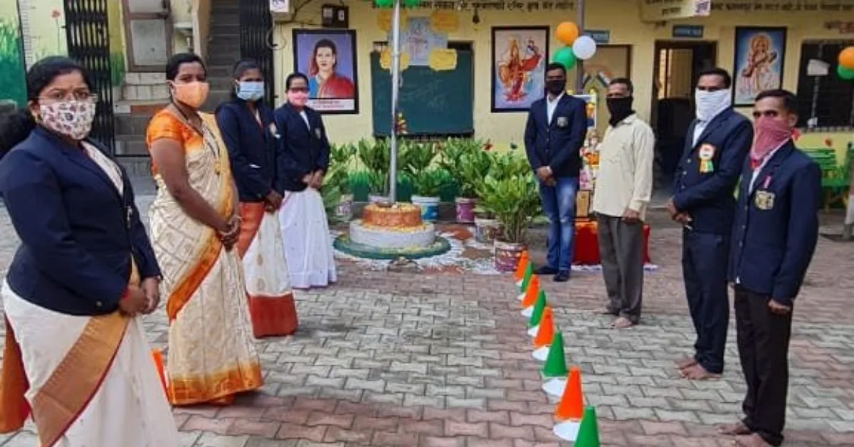 Moshi : यशस्वी विद्यालय व इंग्लिश मीडियम स्कूलमध्ये प्रजासत्ताक दिन साजरा Moshi : यशस्वी विद्यालय व इंग्लिश मीडियम स्कूलमध्ये प्रजासत्ताक दिन साजरा