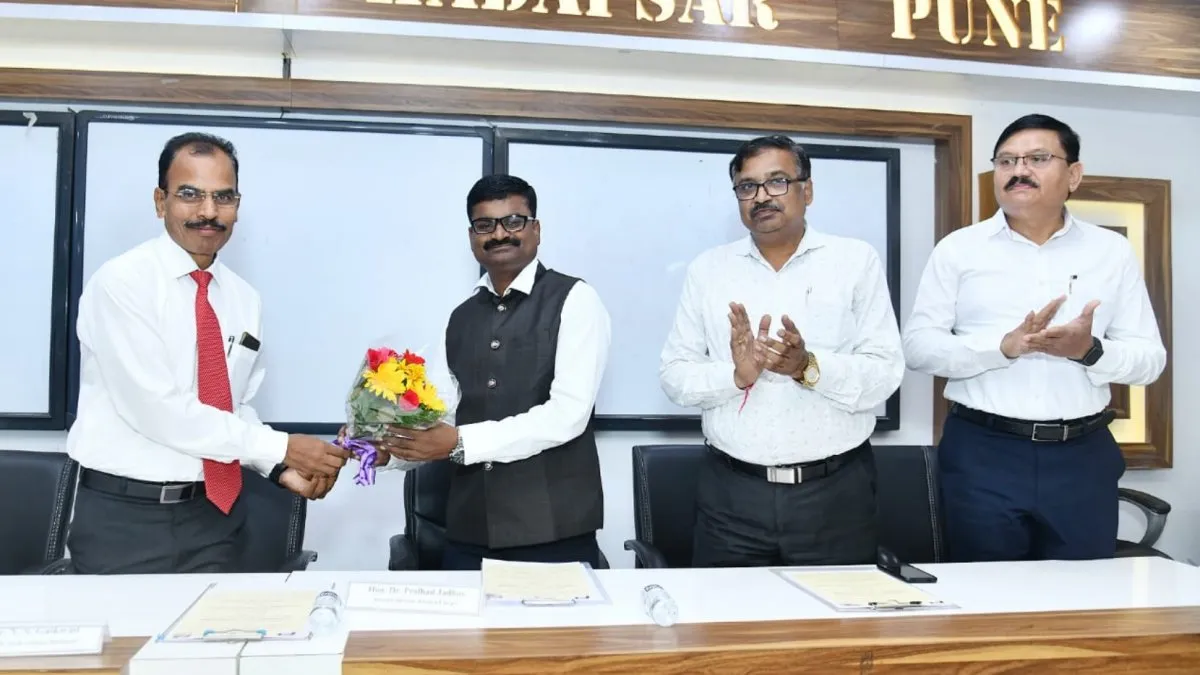 एस. एम. जोशी कॉलेजमध्ये कॉपीराइट व ट्रेडमार्क याविषयीचे सेमिनार संपन्न एस. एम. जोशी कॉलेजमध्ये कॉपीराइट व ट्रेडमार्क याविषयीचे सेमिनार संपन्न