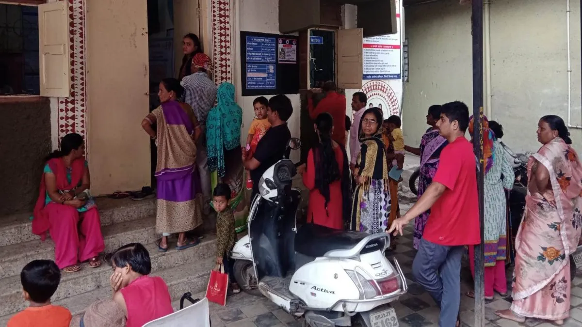 पिंपळे सौदागरमधील महापालिका दवाखान्याचा विस्तार करा - विशाल जाधव पिंपळे सौदागरमधील महापालिका दवाखान्याचा विस्तार करा - विशाल जाधव