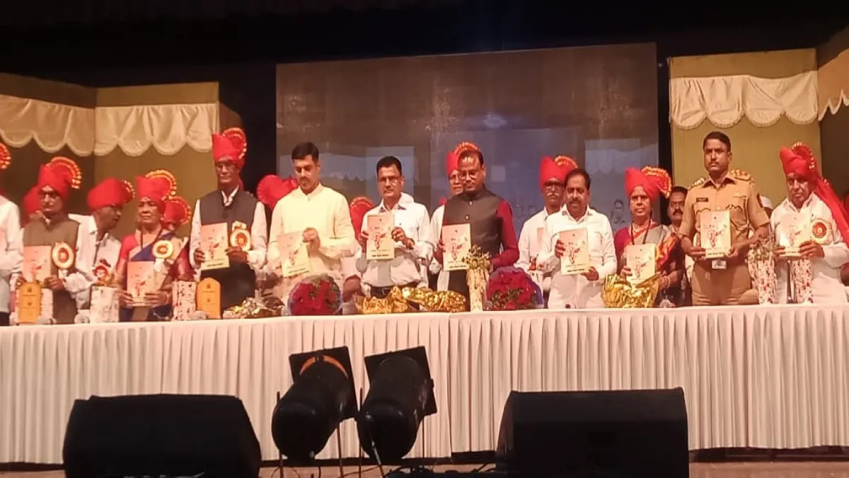 ज्येष्ठ मंडळींनी आरोग्य संपन्न करून शतायुषी व्हावे - अतिरिक्त आयुक्त जितेंद्र वाघ ज्येष्ठ मंडळींनी आरोग्य संपन्न करून शतायुषी व्हावे - अतिरिक्त आयुक्त जितेंद्र वाघ