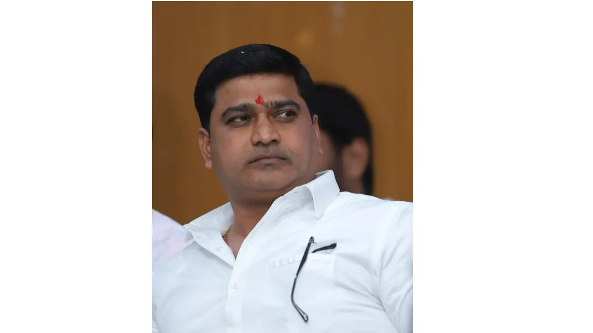 गुन्हेगारी टोळीकडे केबल नेटवर्क सोपविण्याचा निर्णय ताबडतोब मागे घ्या, अन्यथा तीव्र आंदोलनाचा राष्ट्रवादी काँग्रेसचा इशारा.. गुन्हेगारी टोळीकडे केबल नेटवर्क सोपविण्याचा निर्णय ताबडतोब मागे घ्या, अन्यथा तीव्र आंदोलनाचा राष्ट्रवादी काँग्रेसचा इशारा..
