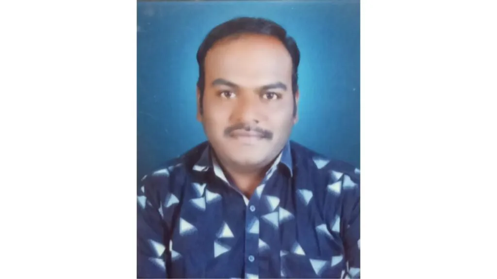 शिवशाही व्यापारी संघाच्या सातारा जिल्हाध्यक्षपदी स्वप्निल शेलार यांची निवड शिवशाही व्यापारी संघाच्या सातारा जिल्हाध्यक्षपदी स्वप्निल शेलार यांची निवड