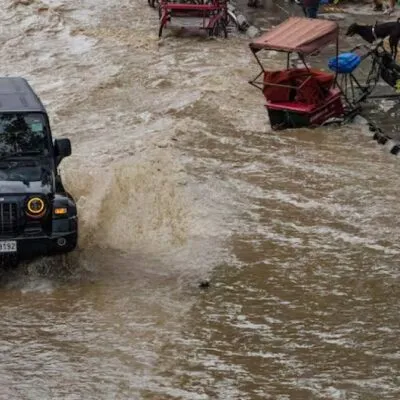 Delhi flood: यमुना नदीच्या पातळीत वाढ; दिल्ली बुडाली
