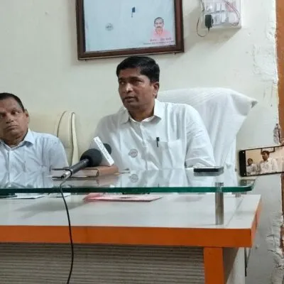 स्वतःचा रक्ताने पहिली सही करून एक लाख सह्यांचे निवेदन देणार – विष्णुपंत भुतेकर